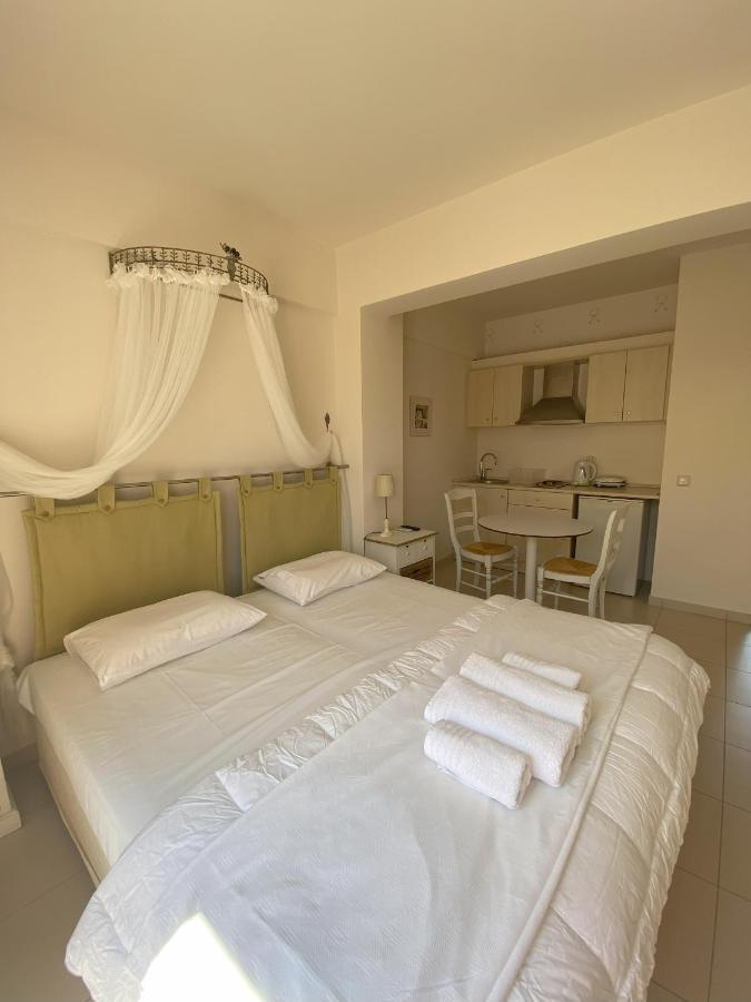 Casa Di Terra Apartment Gythio Luaran gambar