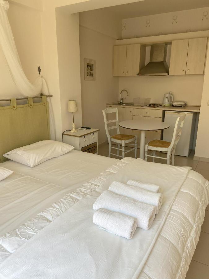 Casa Di Terra Apartment Gythio Luaran gambar