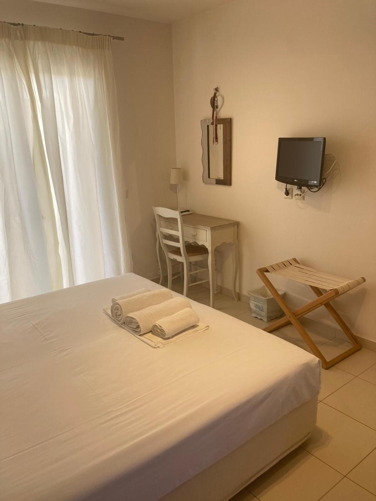 Casa Di Terra Apartment Gythio Luaran gambar